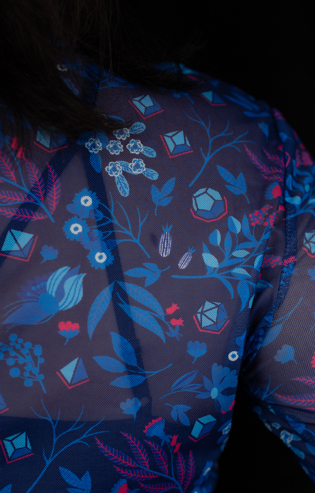 Dice Mesh Crop Top: Blue Floral